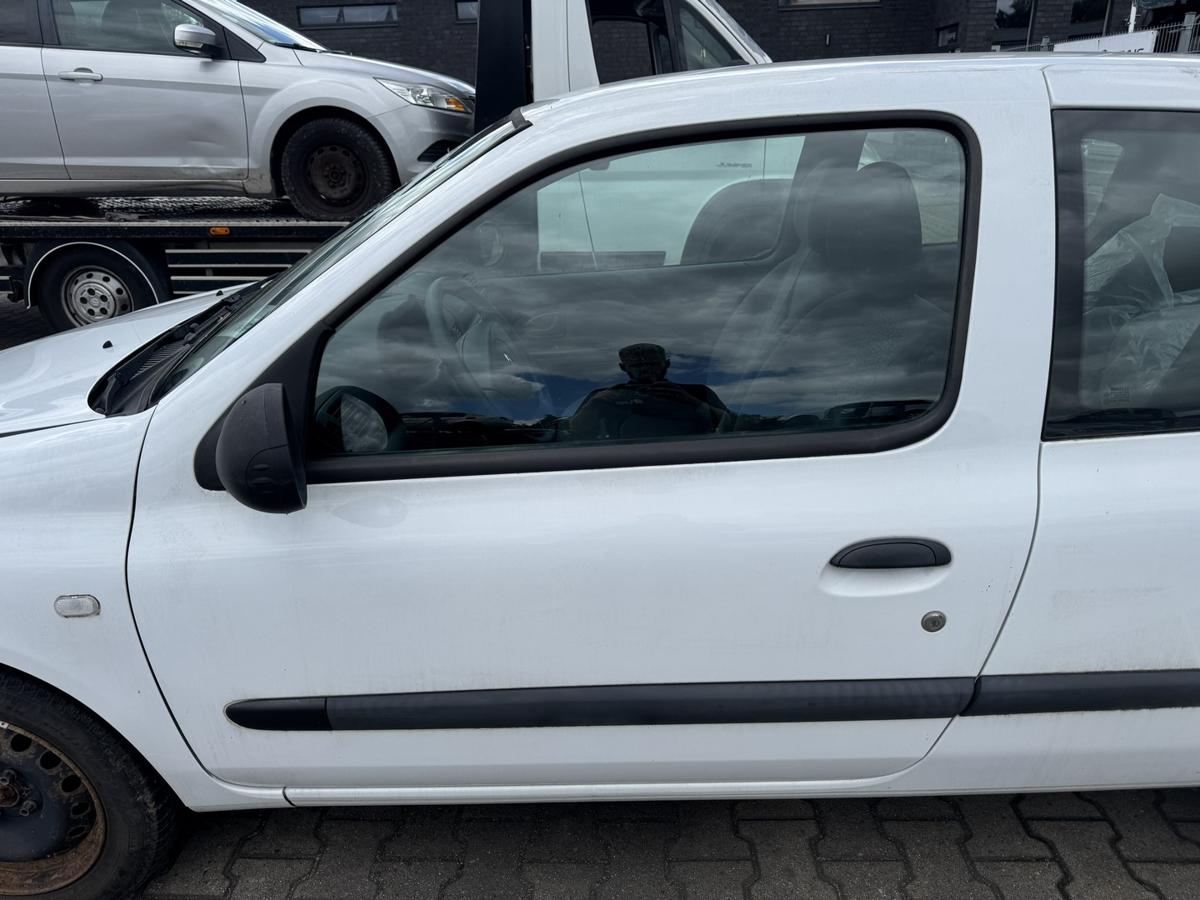 Renault Clio 2 original T&uuml;r vorn links OV369 Wei&szlig; 3-T&uuml;rer Bj.2009